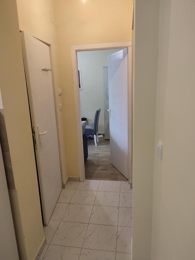 Apartamento Orion Apatman Belgrado Exterior foto